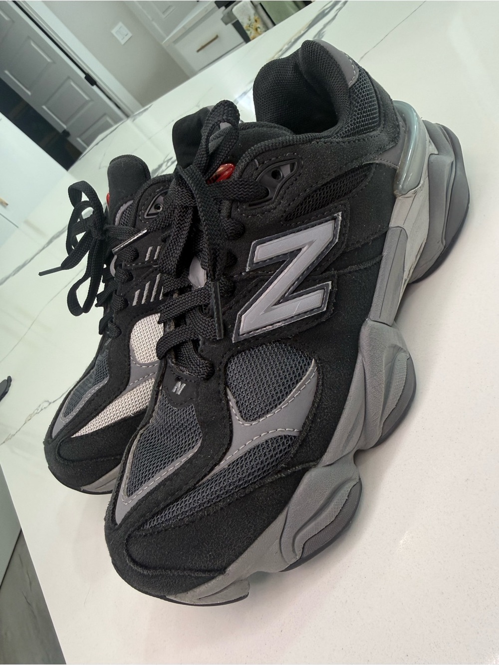 New Balance 9060 Black Castlerock Grey GC9060BK Youth Size 5.5 / Women's 7 Chunk